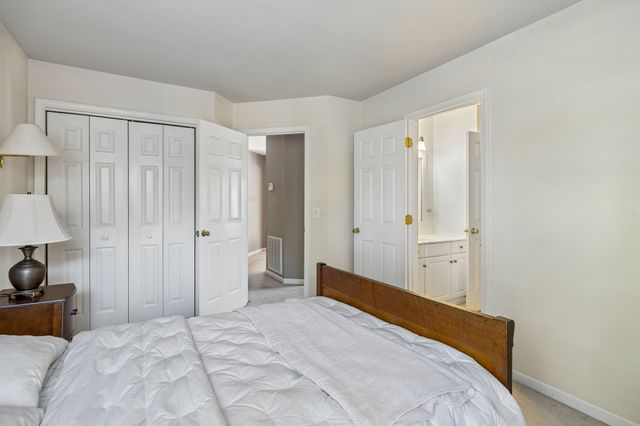 229 Circle View Dr, Franklin, TN 37067
