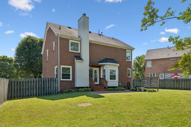 229 Circle View Dr, Franklin, TN 37067