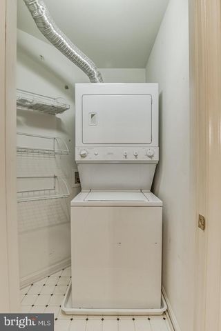 122 SHEPHERDSON LN NE, Vienna, VA 22180