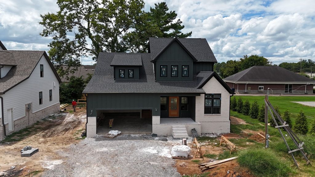 201 Karley Ln, Chapel Hill, TN 37034