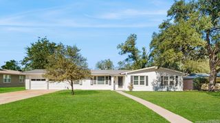 411 Cave, San Antonio, TX 78209