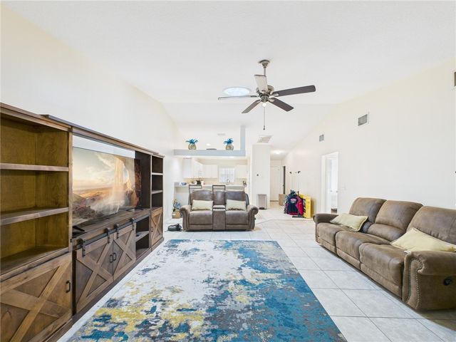 131 Maggie Way, Sebastian, FL 32958