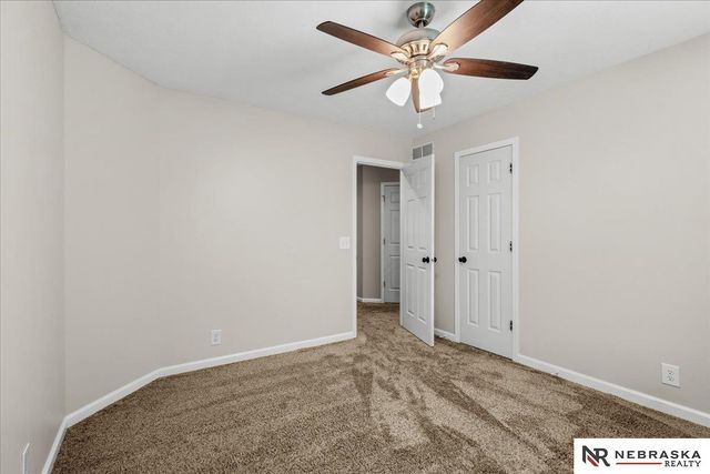 5923 S 175th Circle, Omaha, NE 68135