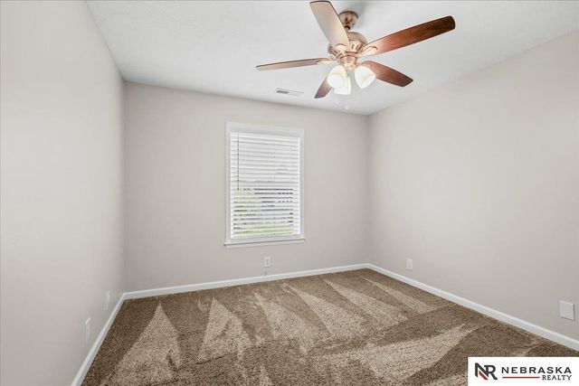 5923 S 175th Circle, Omaha, NE 68135