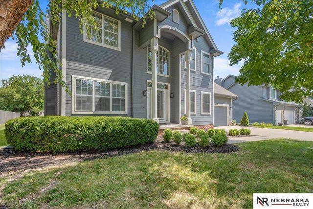 5923 S 175th Circle, Omaha, NE 68135