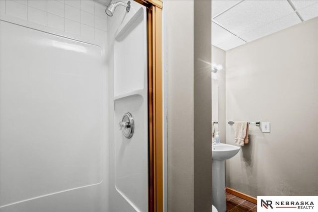 5923 S 175th Circle, Omaha, NE 68135