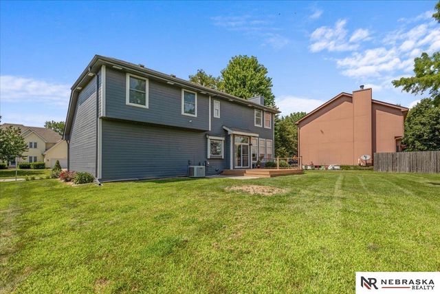 5923 S 175th Circle, Omaha, NE 68135