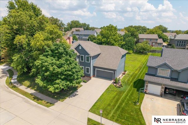 5923 S 175th Circle, Omaha, NE 68135