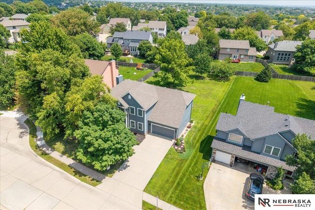 5923 S 175th Circle, Omaha, NE 68135
