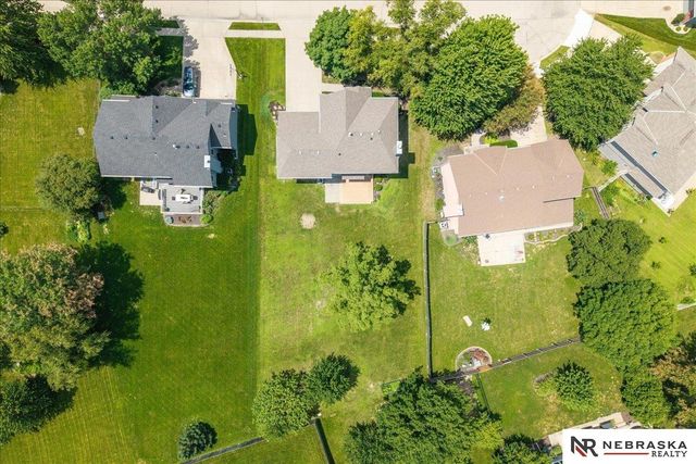 5923 S 175th Circle, Omaha, NE 68135