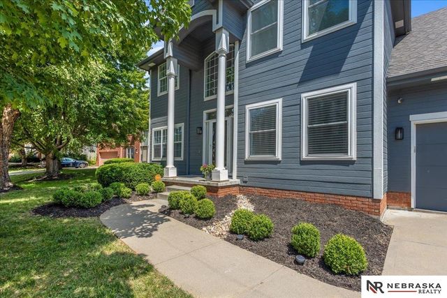 5923 S 175th Circle, Omaha, NE 68135