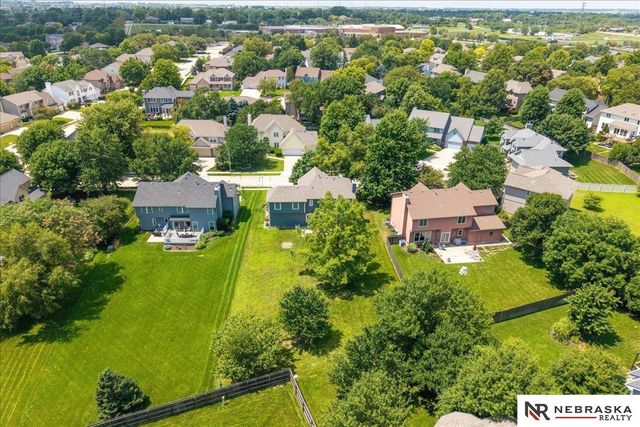 5923 S 175th Circle, Omaha, NE 68135