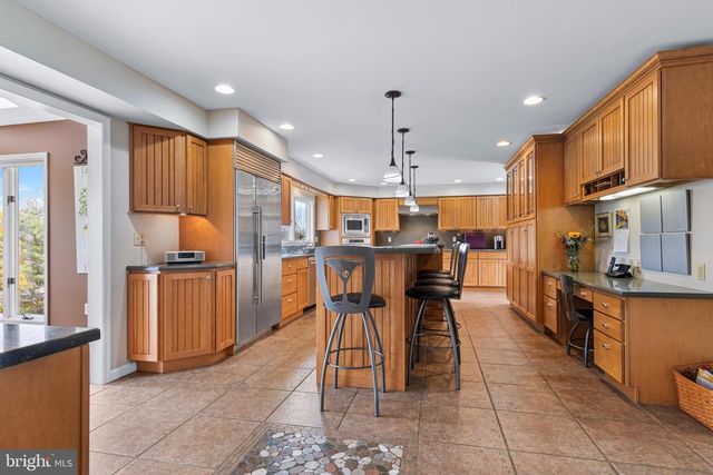 1710 BOW TREE DR, West Chester, PA 19380