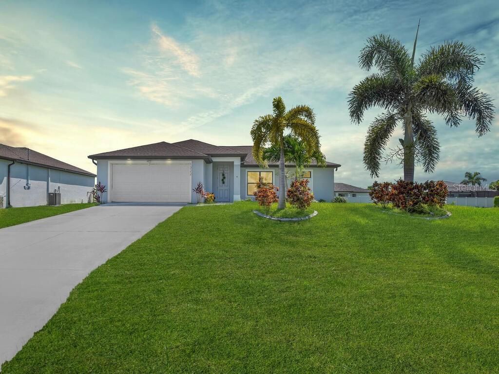 1322 NW 10TH TERRACE, Cape Coral, FL 33993