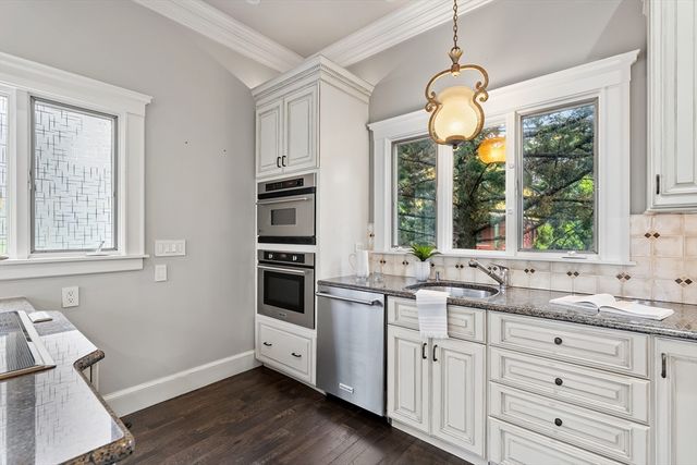 14 Wellington St 1, Arlington, MA 02476
