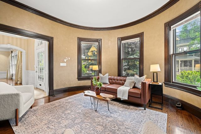 14 Wellington St 1, Arlington, MA 02476