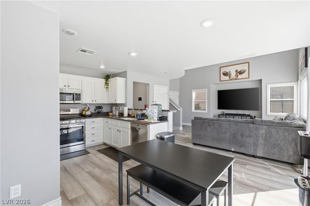 9144 Starling Wing Place, Las Vegas, NV 89143