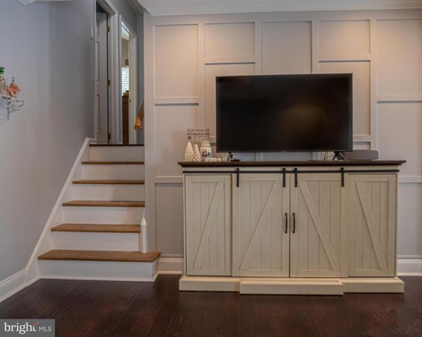 501 DEVONSHIRE DR, Sewell, NJ 08080