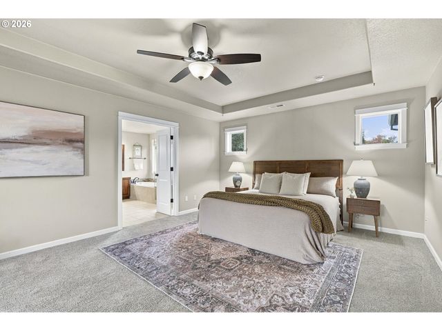 4992 SUMMIT St, West Linn, OR 97068