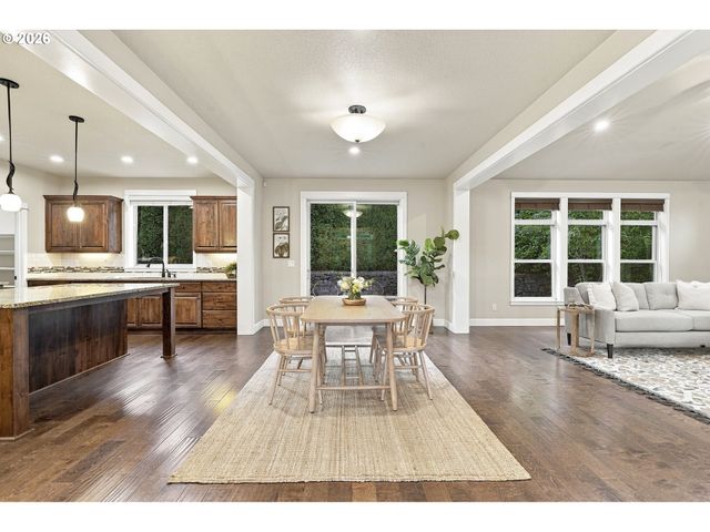 4992 SUMMIT St, West Linn, OR 97068