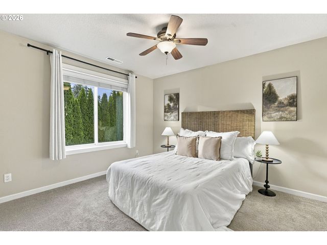 4992 SUMMIT St, West Linn, OR 97068