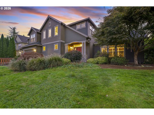 4992 SUMMIT St, West Linn, OR 97068