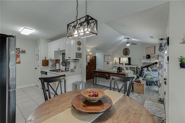 531 Moons Bridge Road, Hoschton, GA 30548