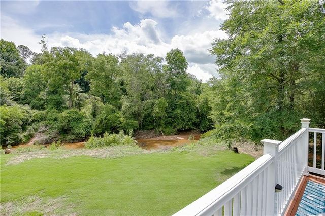 531 Moons Bridge Road, Hoschton, GA 30548