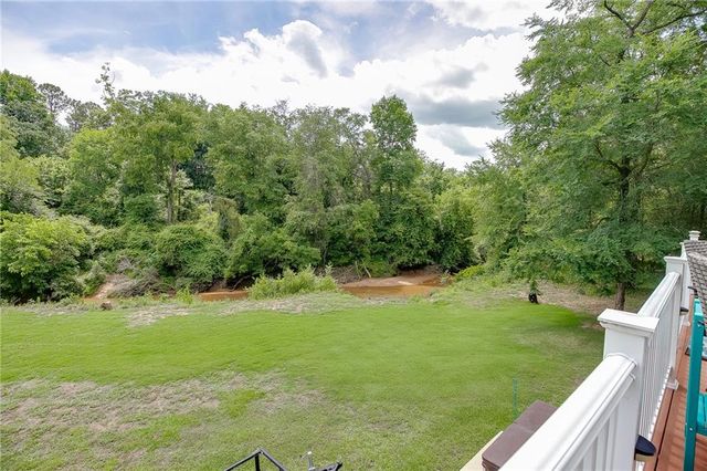 531 Moons Bridge Road, Hoschton, GA 30548