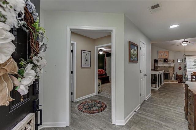 531 Moons Bridge Road, Hoschton, GA 30548