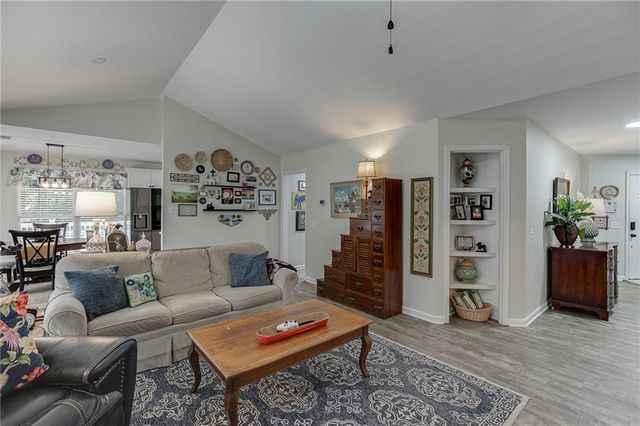 531 Moons Bridge Road, Hoschton, GA 30548