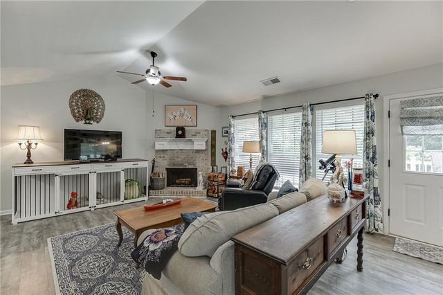 531 Moons Bridge Road, Hoschton, GA 30548