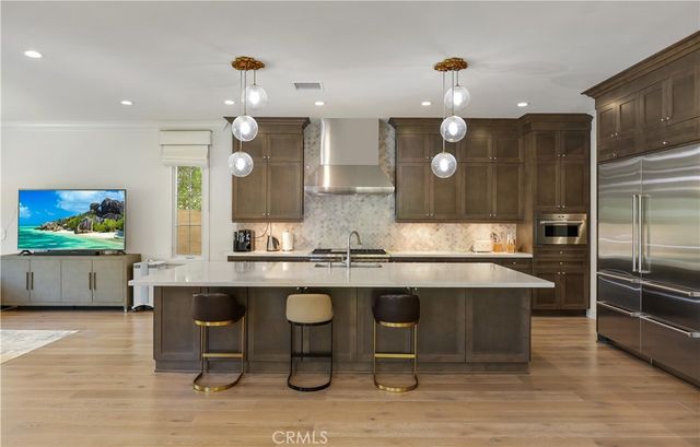 66 Eider Run, Irvine, CA 92618