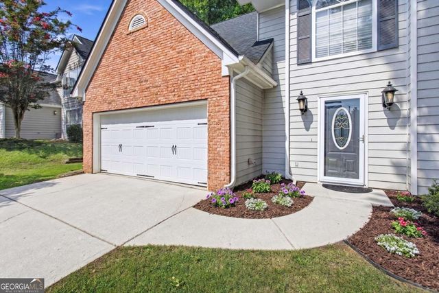 640 Suwanee Lakes Circle, Suwanee, GA 30024