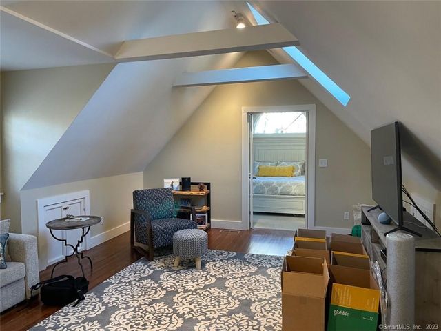 4 Sycamore Lane, West Hartford, CT 06117