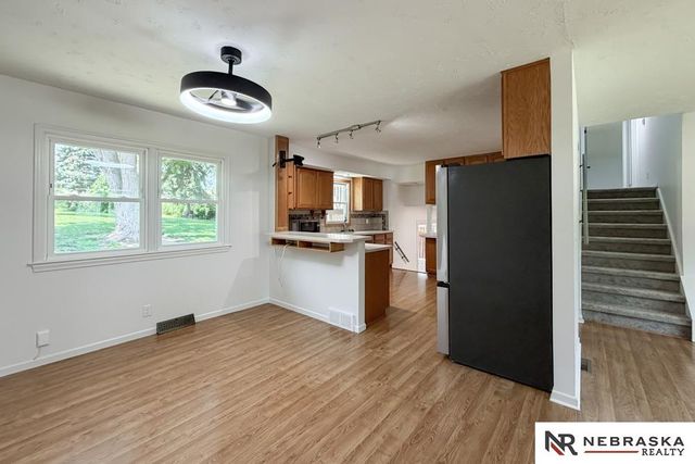 1218 S 165th Street, Omaha, NE 68130