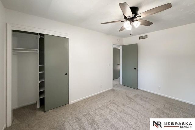 1218 S 165th Street, Omaha, NE 68130