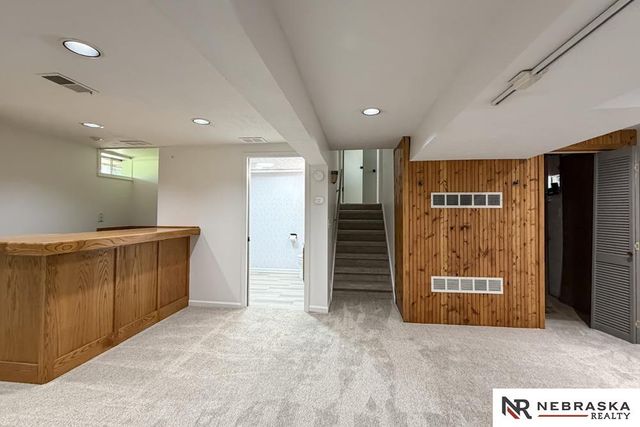 1218 S 165th Street, Omaha, NE 68130