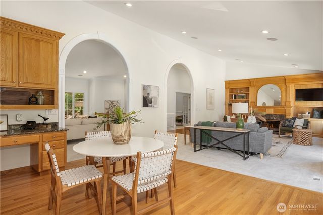 20843 SE 123rd Street, Issaquah, WA 98027
