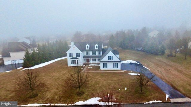 3 MANCHUR CT, Flemington, NJ 08822