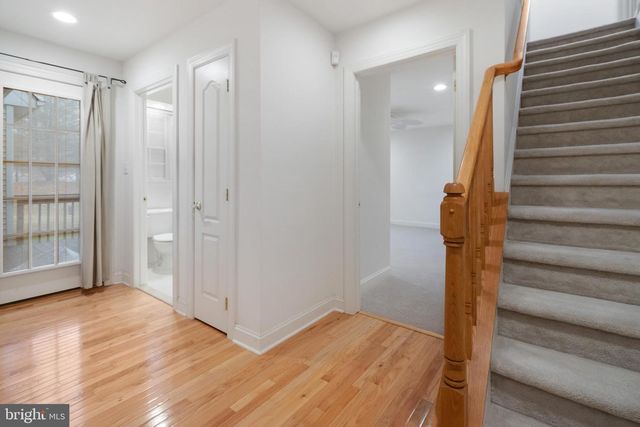 3 MANCHUR CT, Flemington, NJ 08822