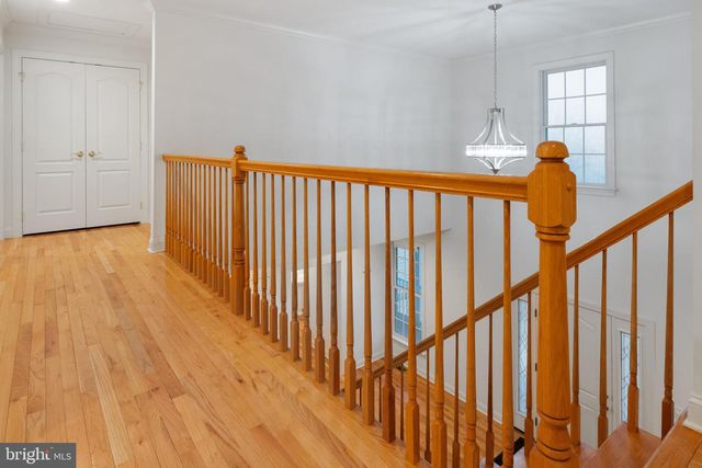 3 MANCHUR CT, Flemington, NJ 08822