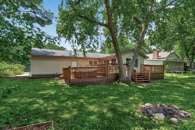 2649 Hillview Road, Mounds View, MN 55112