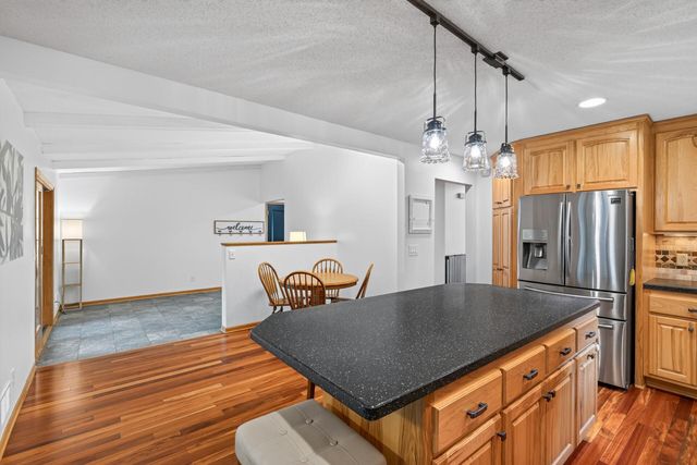 2649 Hillview Road, Mounds View, MN 55112