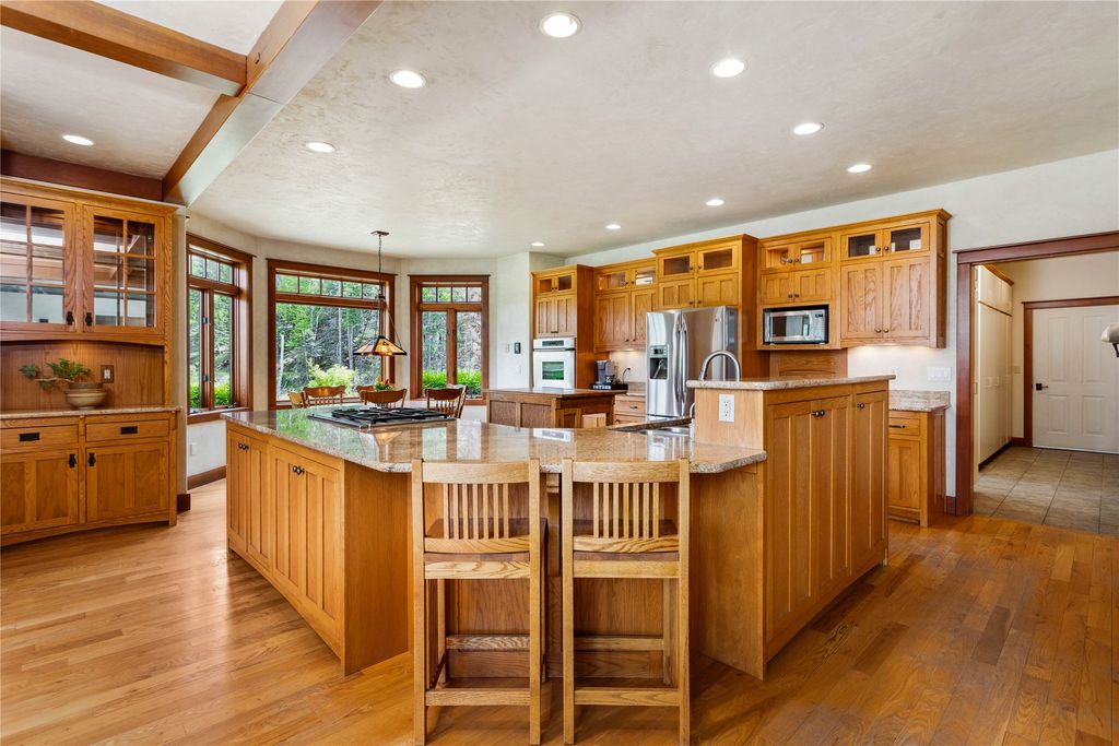 1029 Lake Of The Woods Lane, Bigfork, MT 59911 photo 17