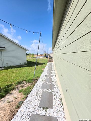 1031 Magrum Way, San Antonio, TX 78221