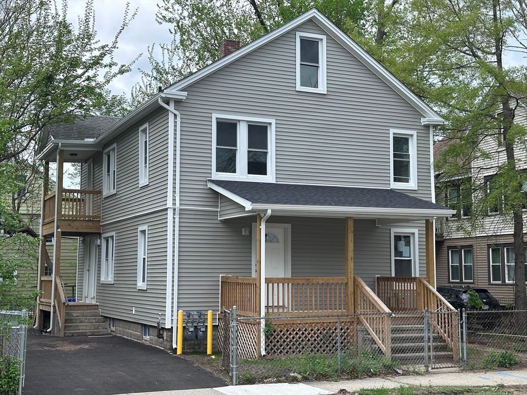 226-228 College Street, Springfield, MA 01109