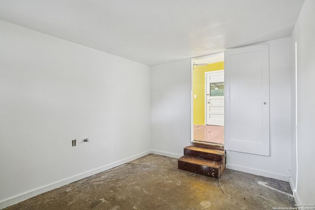 122 Fordham, San Antonio, TX 78228
