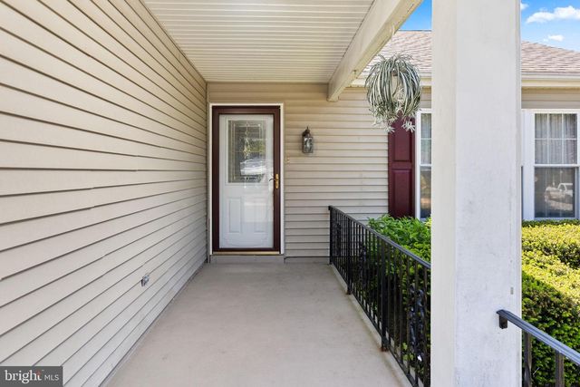68 BUCKINGHAM DR, Southampton, NJ 08088