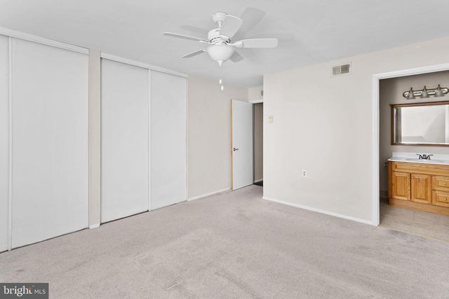68 BUCKINGHAM DR, Southampton, NJ 08088